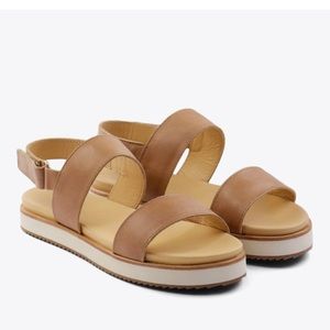 NISOLO GO-TO FLATFORM SLINGBACK SANDALS ALMOND SIZE 9.5